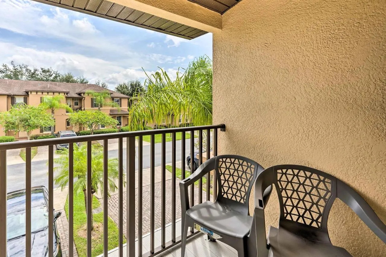 Davenport Resort Townhome About 9 Mi To Disney! Holiday home